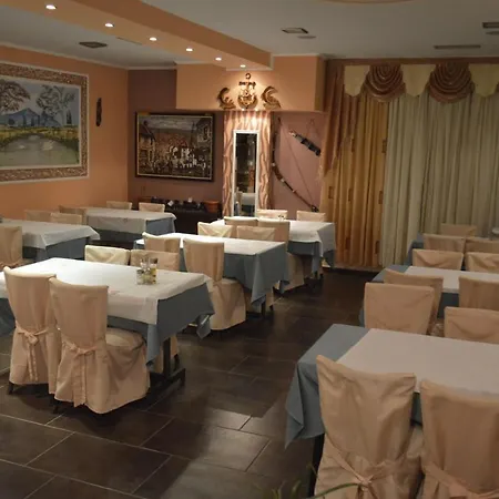 מלון דירות Artemis Paralía